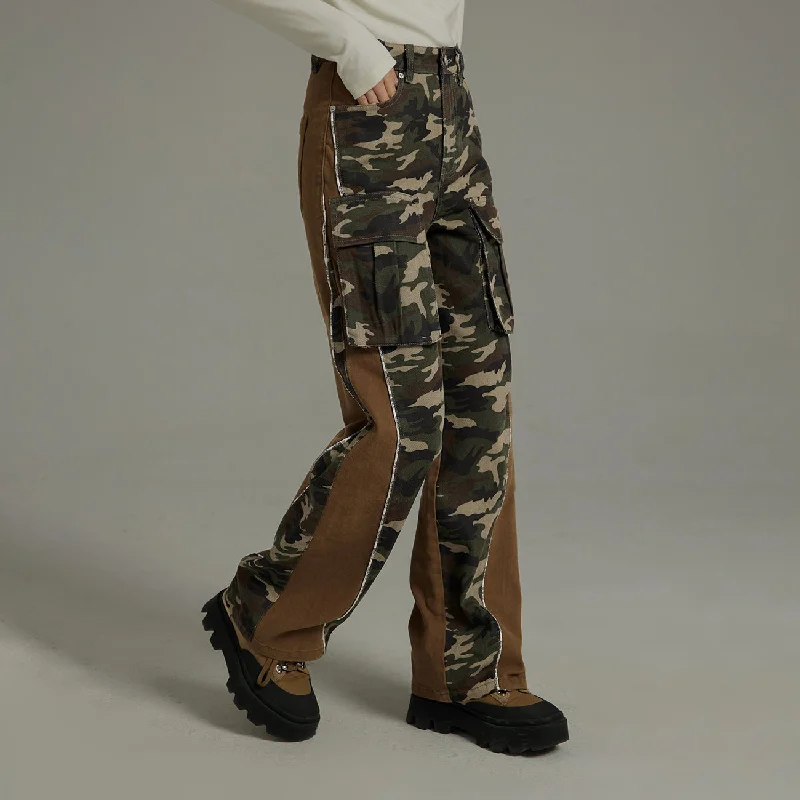 Big Pocket Camo Cargo Straight Pants